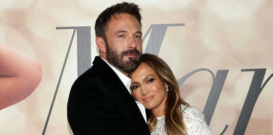 Inside of Jennifer Lopez's second wedding with Ben Affleck, madly in love photos (2)