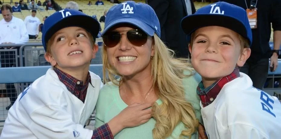 The kid of Britney Spears speaks out about their relationship 'I only want her to recover' (2)